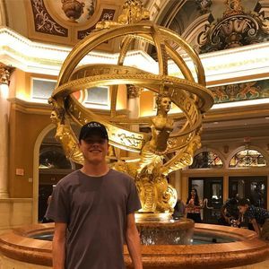 Meet your Posher, Brett